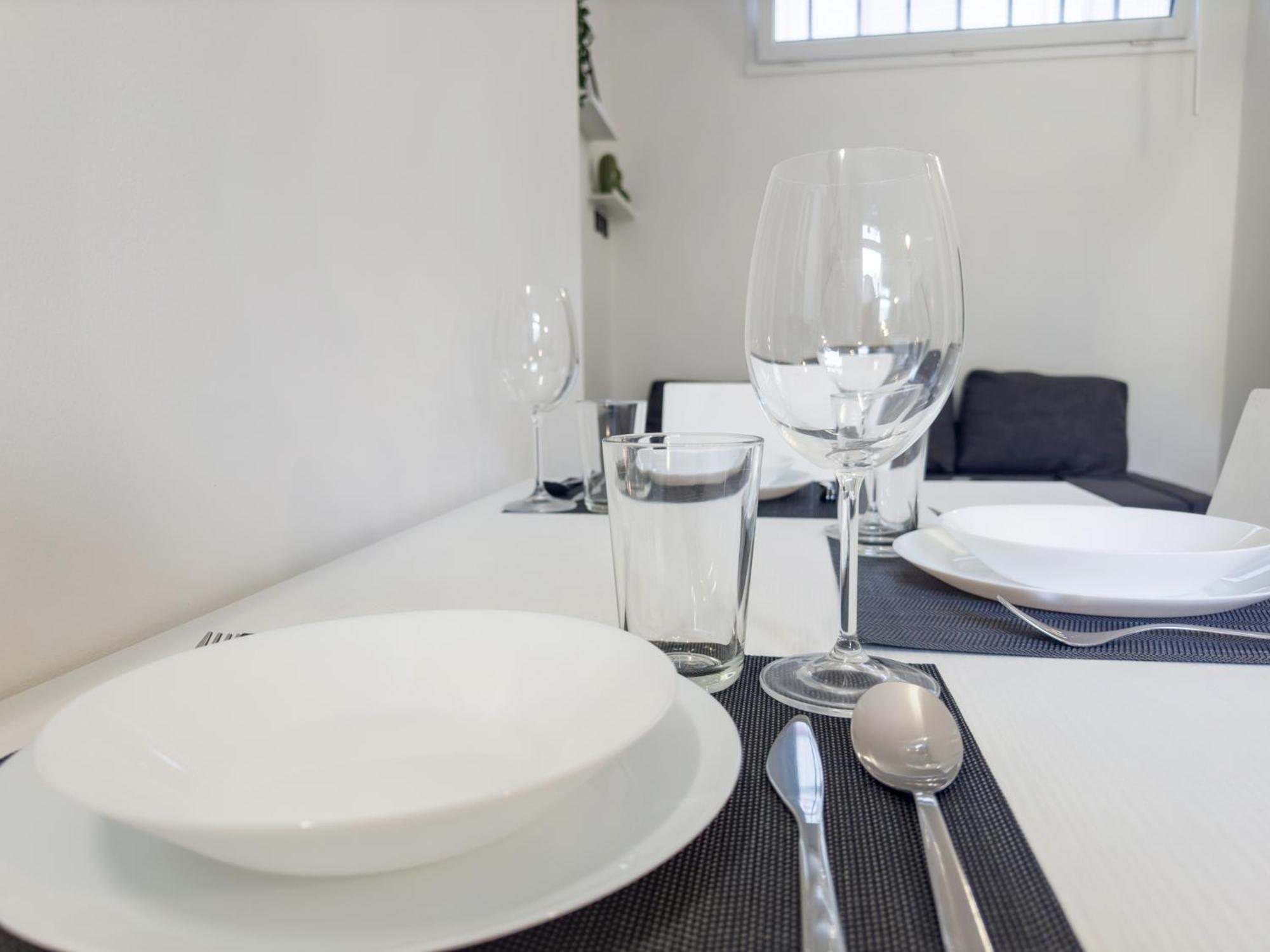 Vigentino Suites Milan Bagian luar foto